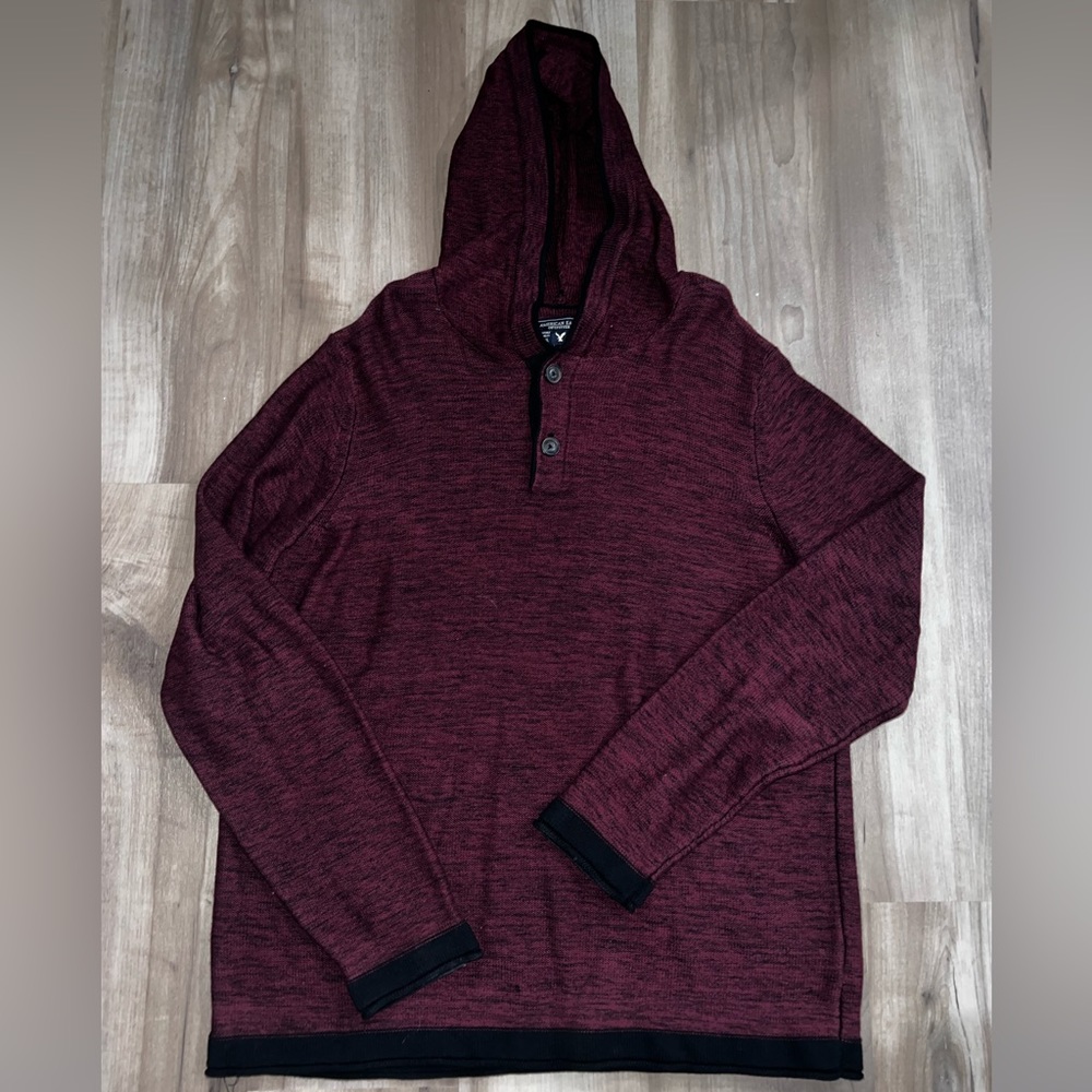 American Eagle Maroon sweater